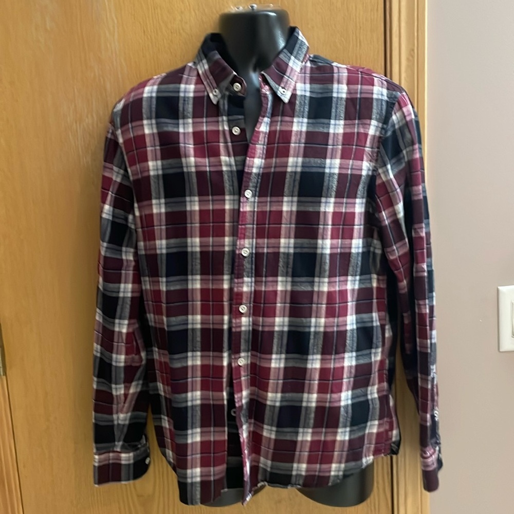 Like new men’s Joes collection flannel .. size large